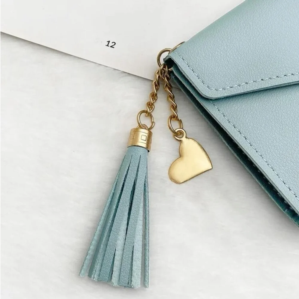 ⚠️Clearance Heart And Tassel Blue Wallet / Cardholder - Picture 3 of 5